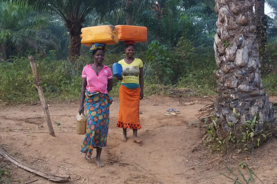 Photo illustrant l'absence d'eau potable au village de Bongboka-Monéné en république démocratique du Congo (RDC) et l'intérêt du projet EAU POTABLE
