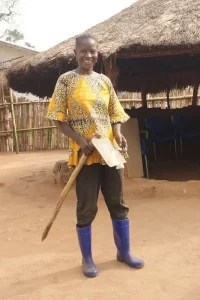 Sylvie, agronome local ,pouvant prendre part au projet "Les champs de Christelle" soutenu par l'association SOLASO77 à Bongboka-Monéné en république démocratique du Congo RDC afin de lutter contre la malnutrition.