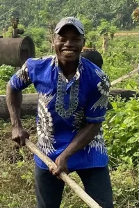 Jacques agronome local pouvant prendre part au projet "Les champs de Christelle" soutenu par l'association SOLASO77 à Bongboka-Monéné en république démocratique du Congo RDC afin de lutter contre la malnutrition.